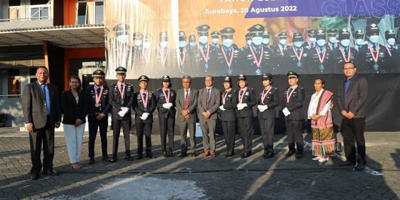 Enam mahasiwa Timor-Leste penerima beasiswa penerbangan lulus di Poltekban Indonesia