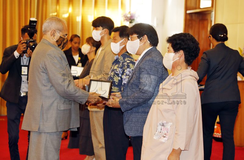 Presiden Horta anugerahi penghargaan medali Mérito pada lima militer Korea  