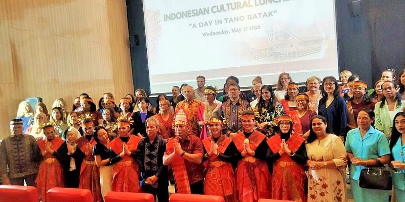 PBI promosikan kekayaan budaya Batak kepada para istri diplomat di Timor-Leste