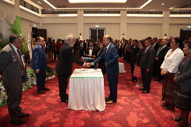 Pemerintah berhentikan Pemimpin dan anggota RAEOA