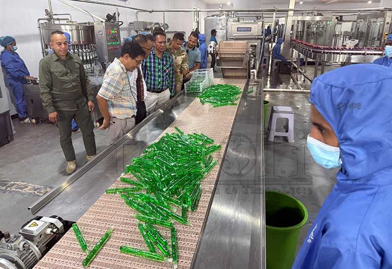 Nino Pereira tinjau produksi minuman perusahaan Suhurama   