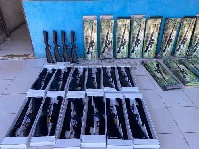 Otoritas keamanan gagalkan upaya penyelundupan 12 senapang angin ke Timor-Leste